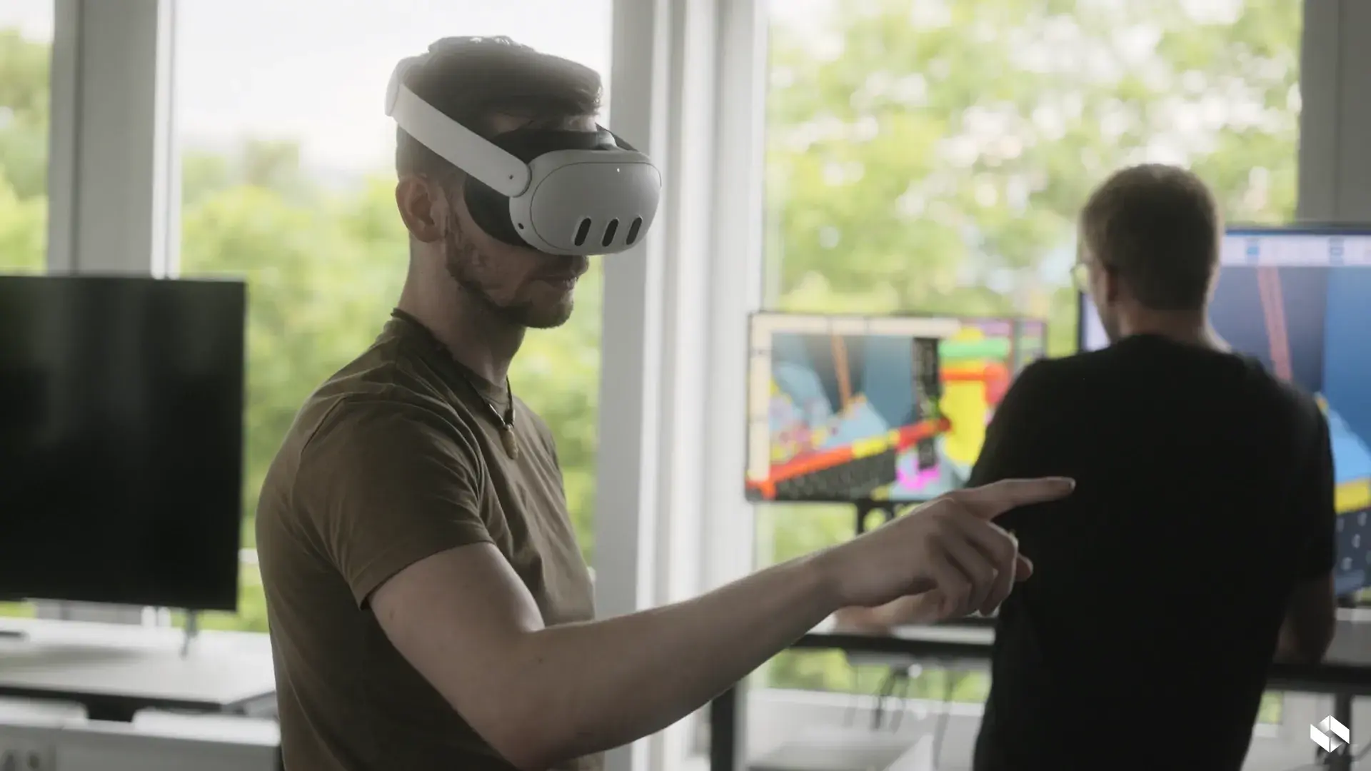 Digital Twin to Virtual Reality: Hololight Space Meets CADMATIC eShare